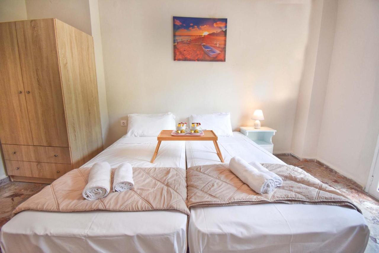 Mike'S Apartments Agios Gordios  Extérieur photo